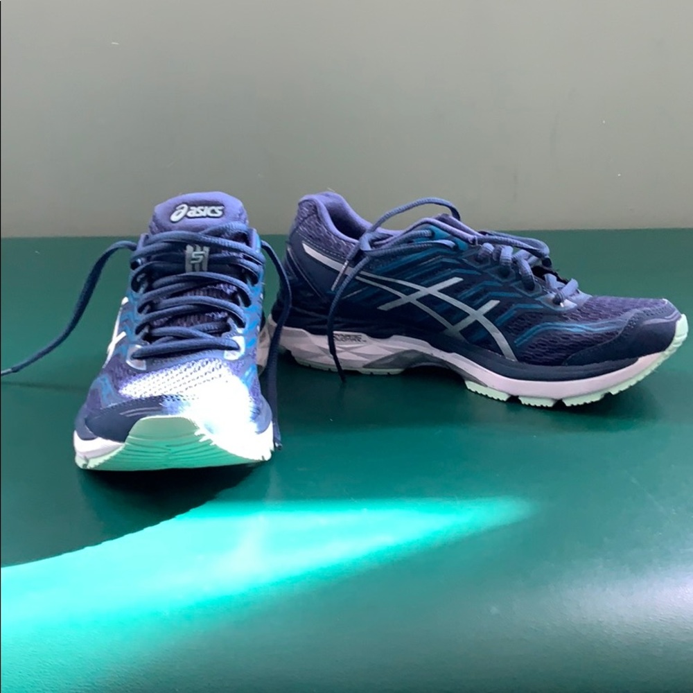 ASICS GT-2000